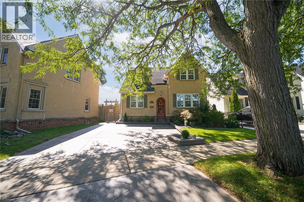 48 Lincoln Avenue Property Photo 1