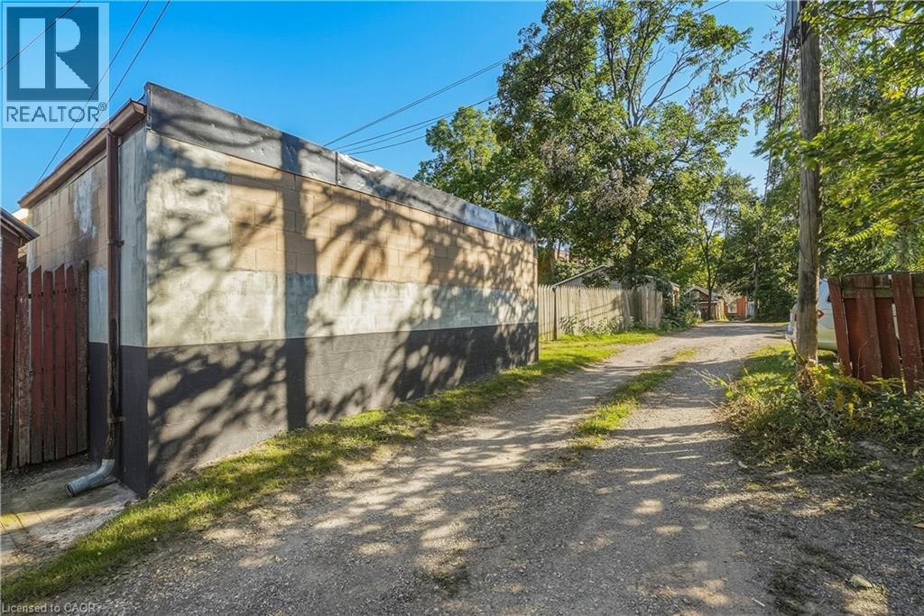 84 West Avenue S Property Photo 50