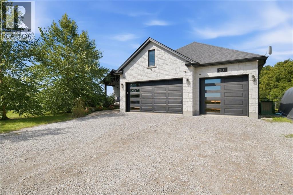 301 Cockshutt Road Property Photo 4