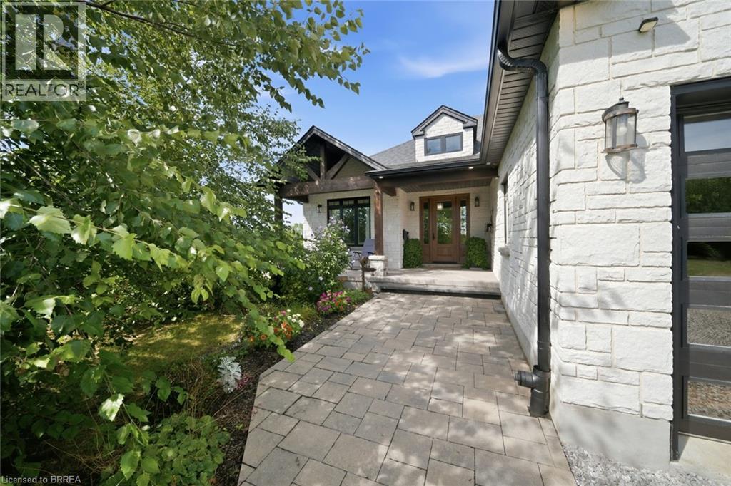 301 Cockshutt Road Property Photo 5