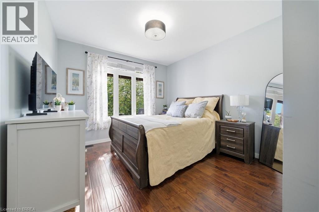 301 Cockshutt Road Property Photo 9