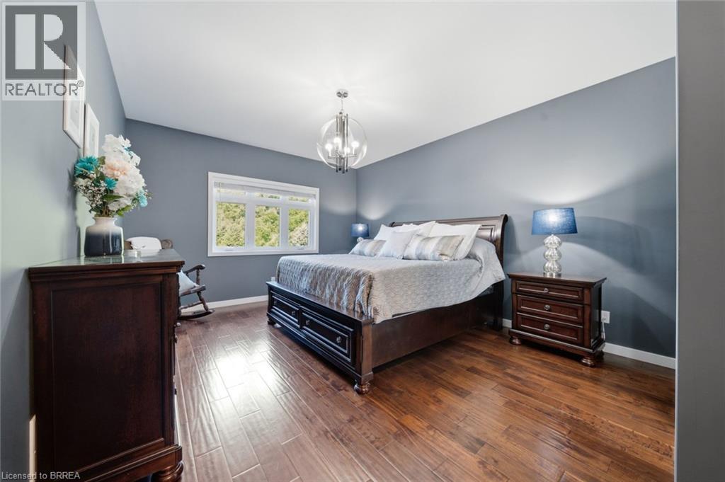 301 Cockshutt Road Property Photo 14