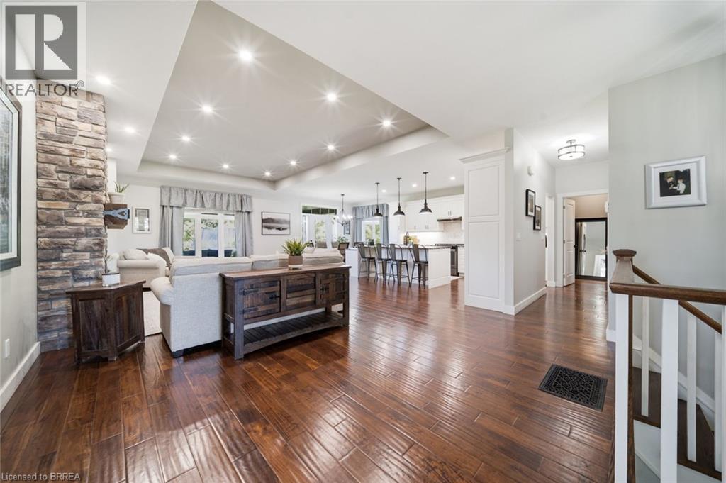 301 Cockshutt Road Property Photo 17