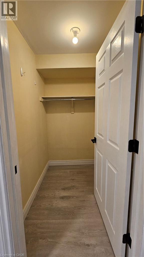110 Abbot Drive Unit# Lower Property Photo 12
