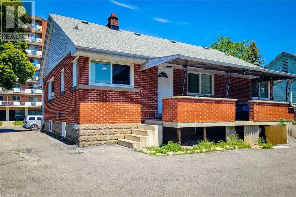 29 King Street W Property Photo 19