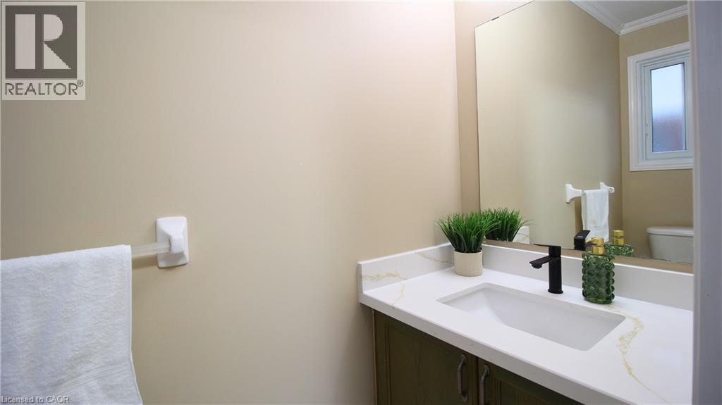 1133 Copper Leaf Crescent Property Photo 4