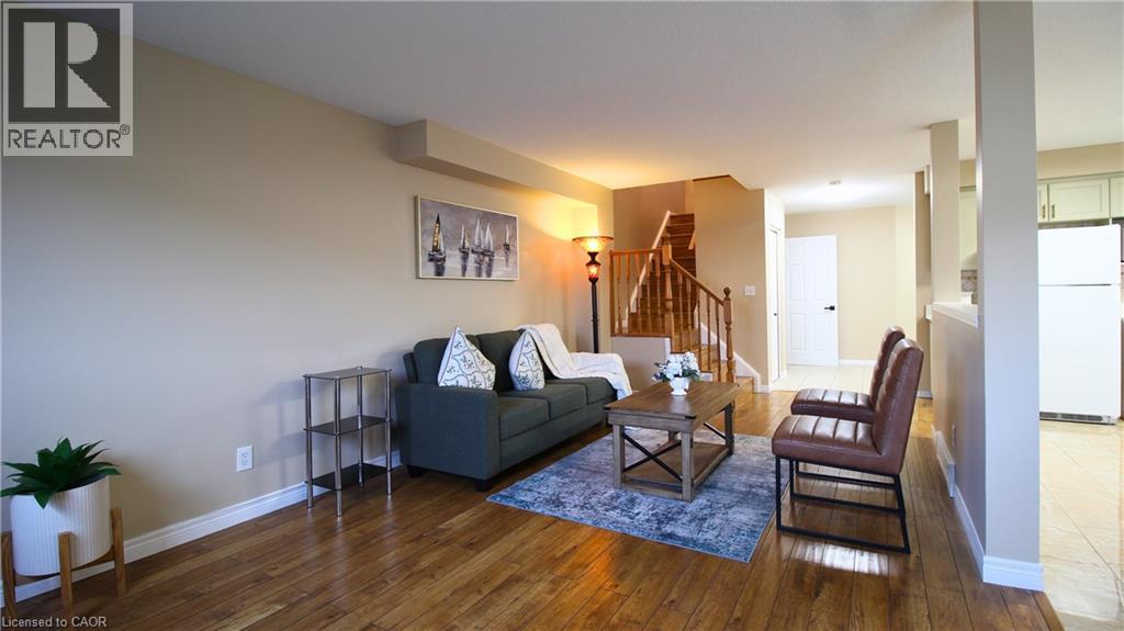 1133 Copper Leaf Crescent Property Photo 9