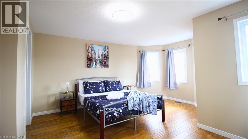 1133 Copper Leaf Crescent Property Photo 16