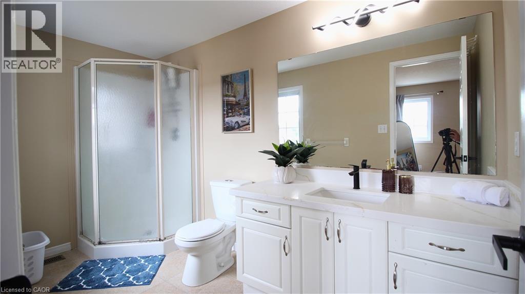 1133 Copper Leaf Crescent Property Photo 20