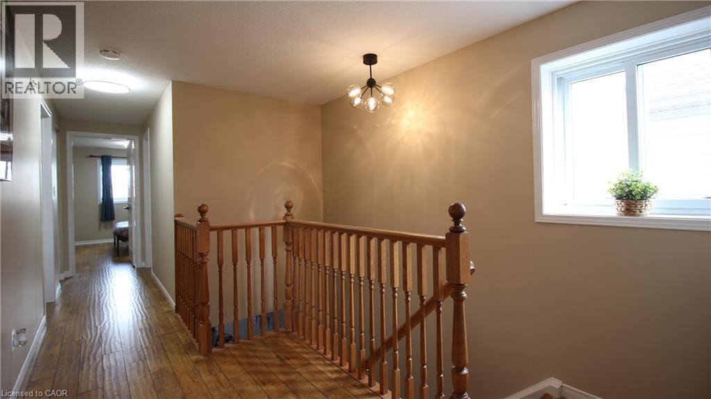 1133 Copper Leaf Crescent Property Photo 22