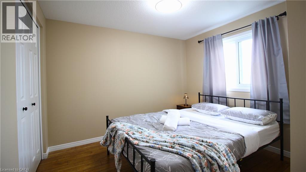 1133 Copper Leaf Crescent Property Photo 24