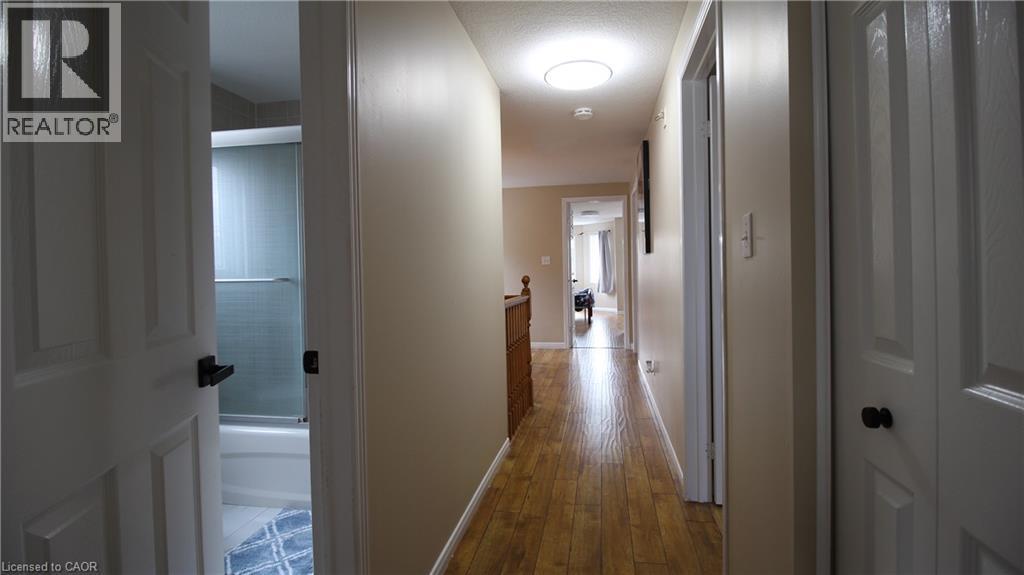 1133 Copper Leaf Crescent Property Photo 27