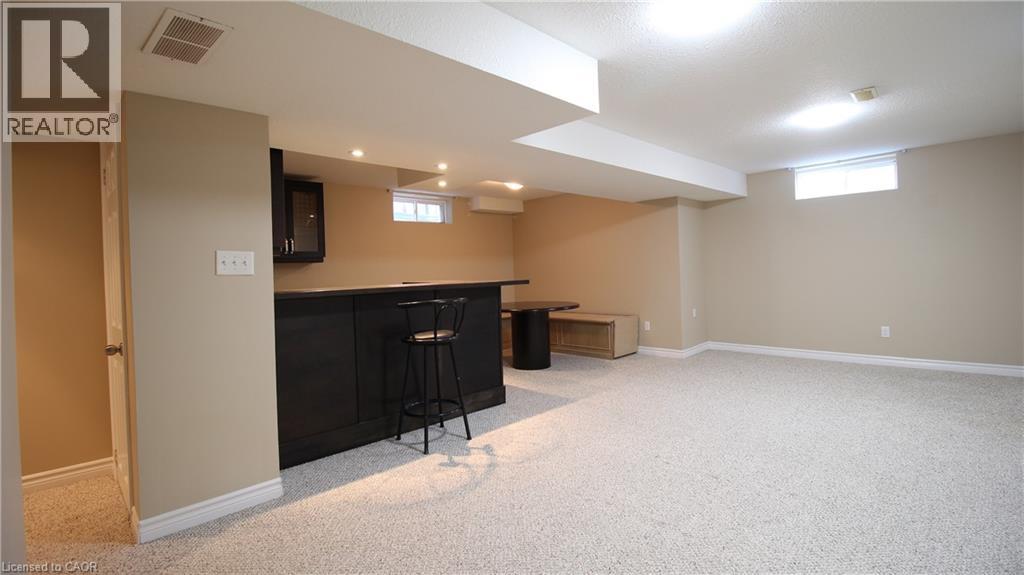 1133 Copper Leaf Crescent Property Photo 28