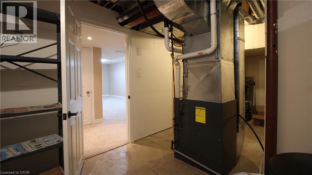 1133 Copper Leaf Crescent Property Photo 37