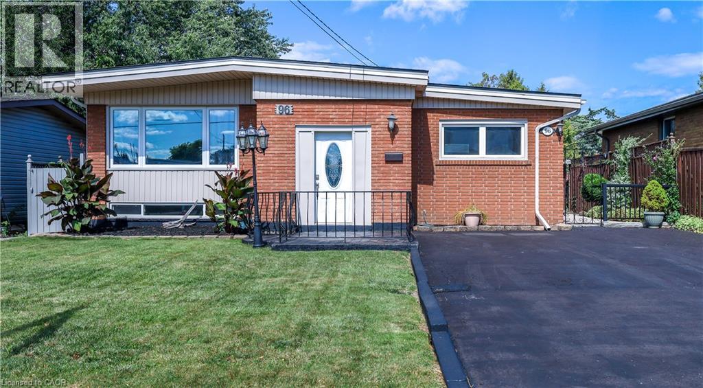 96 Fielding Crescent Property Photo 1