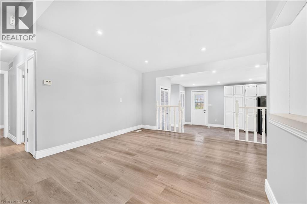 96 Fielding Crescent Property Photo 17
