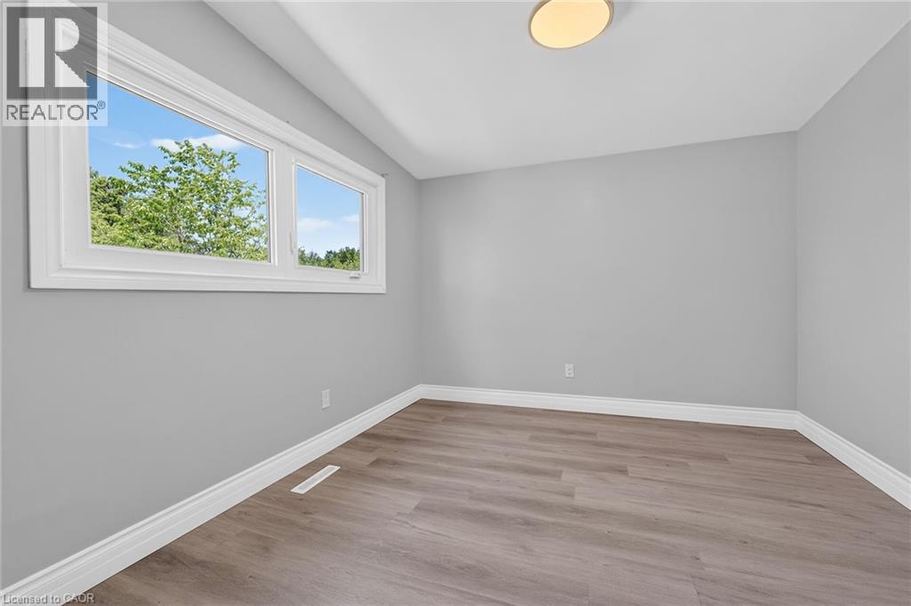 96 Fielding Crescent Property Photo 21