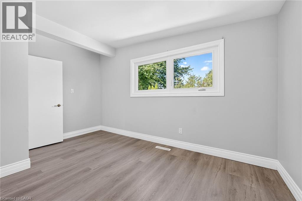 96 Fielding Crescent Property Photo 22