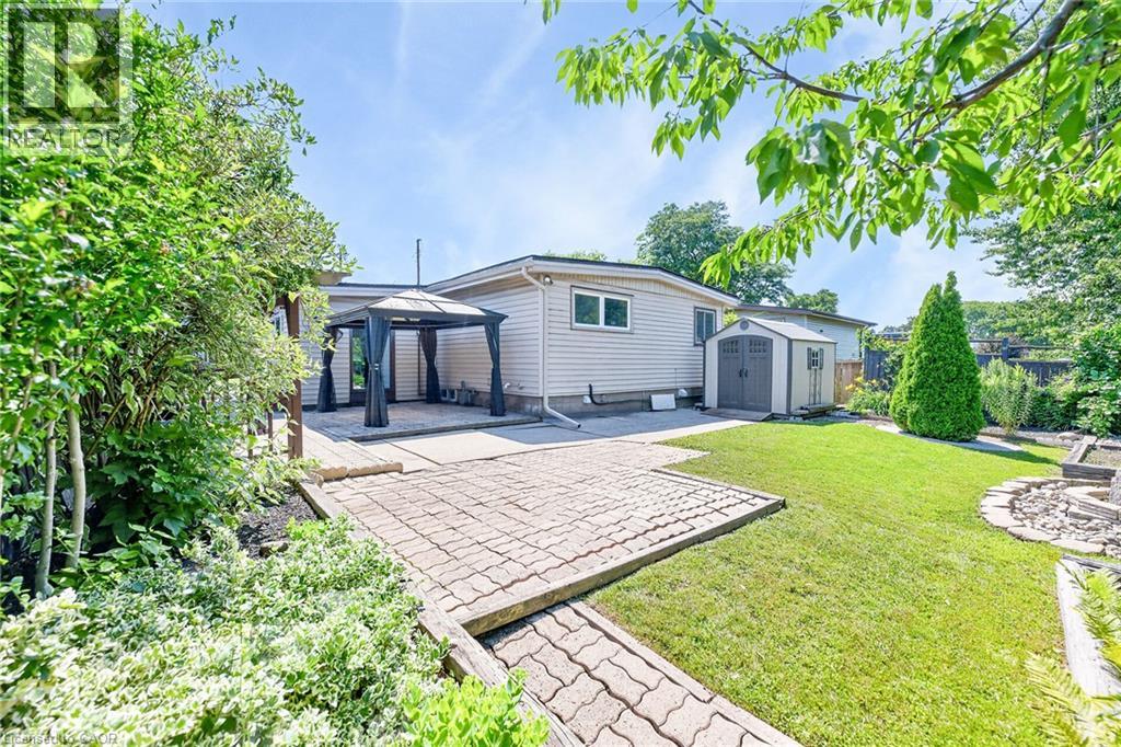 96 Fielding Crescent Property Photo 40