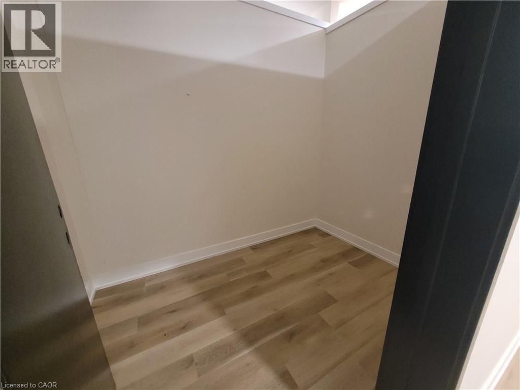 1160 Blair Road Unit# M Property Photo 8