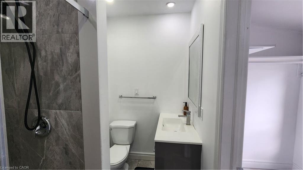 1394 Cannon Street E Property Photo 20