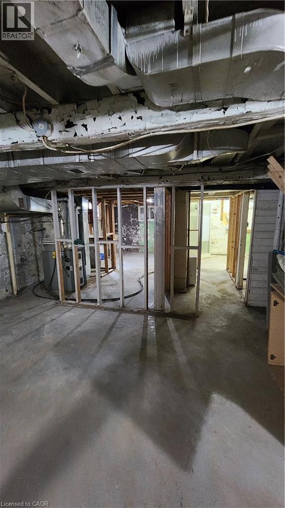 1394 Cannon Street E Property Photo 23