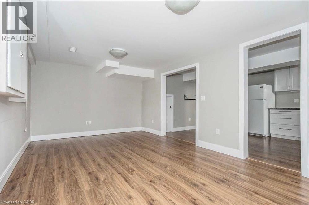 1801 Biscayne Drive Unit# Lower Property Photo 4