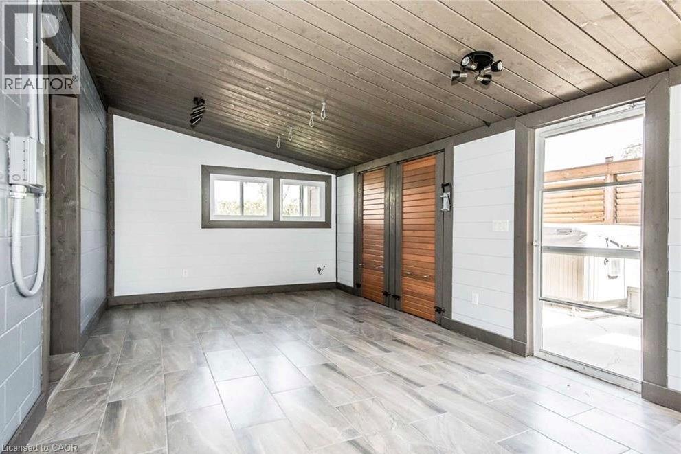 1801 Biscayne Drive Unit# Lower Property Photo 13