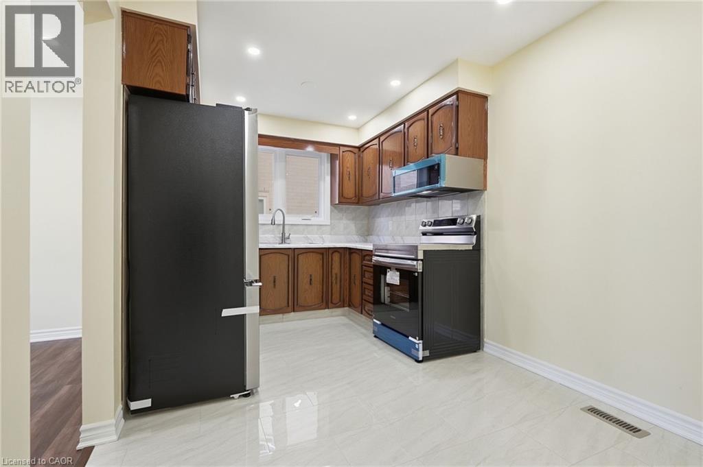 184 Macintosh Drive Property Photo 11