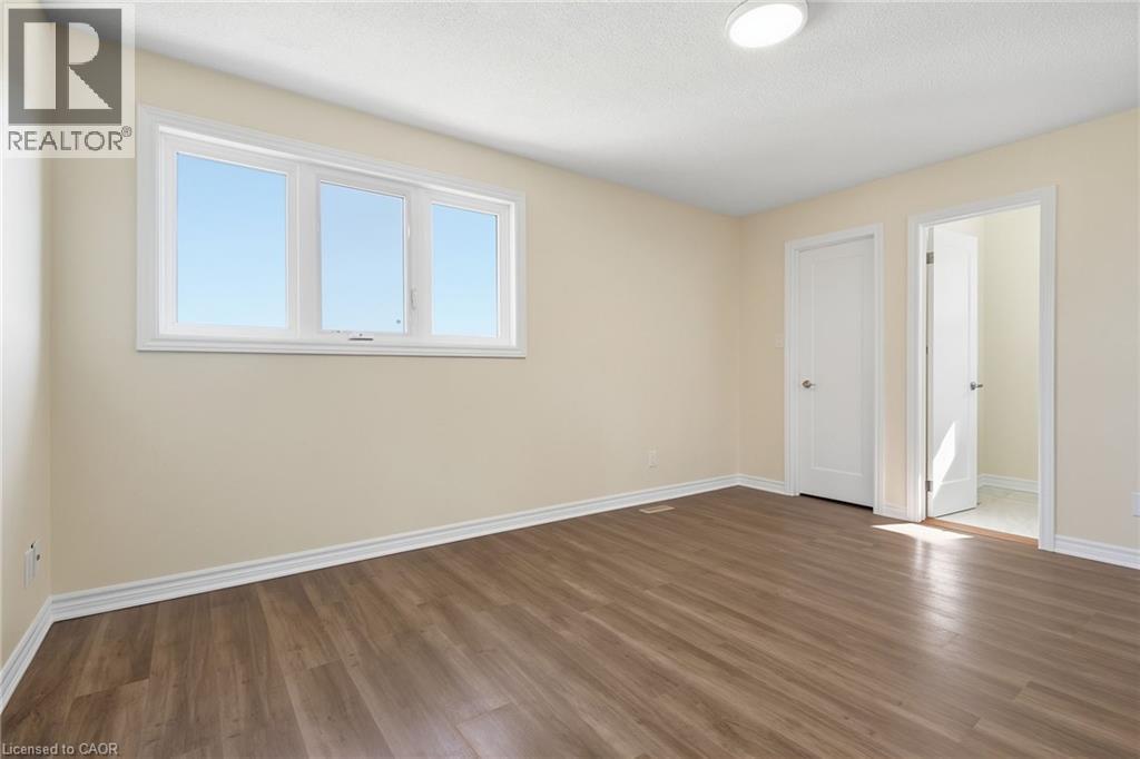 184 Macintosh Drive Property Photo 19