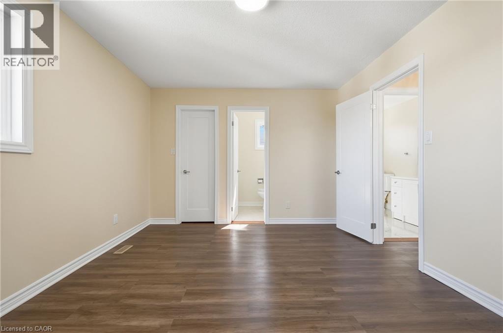 184 Macintosh Drive Property Photo 23