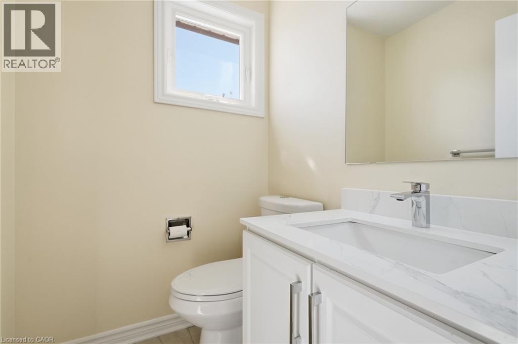 184 Macintosh Drive Property Photo 24