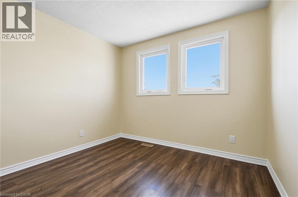 184 Macintosh Drive Property Photo 28