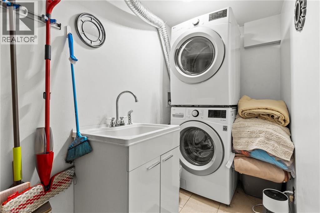 6745 Dawson Street Property Photo 28
