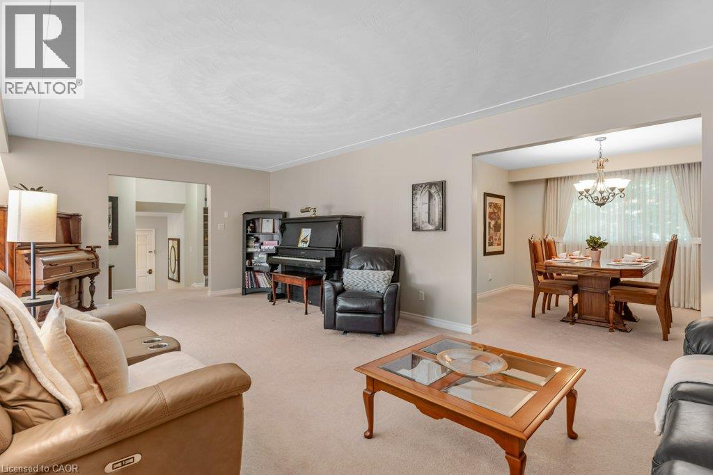 11 Grey Owl Drive Property Photo 18