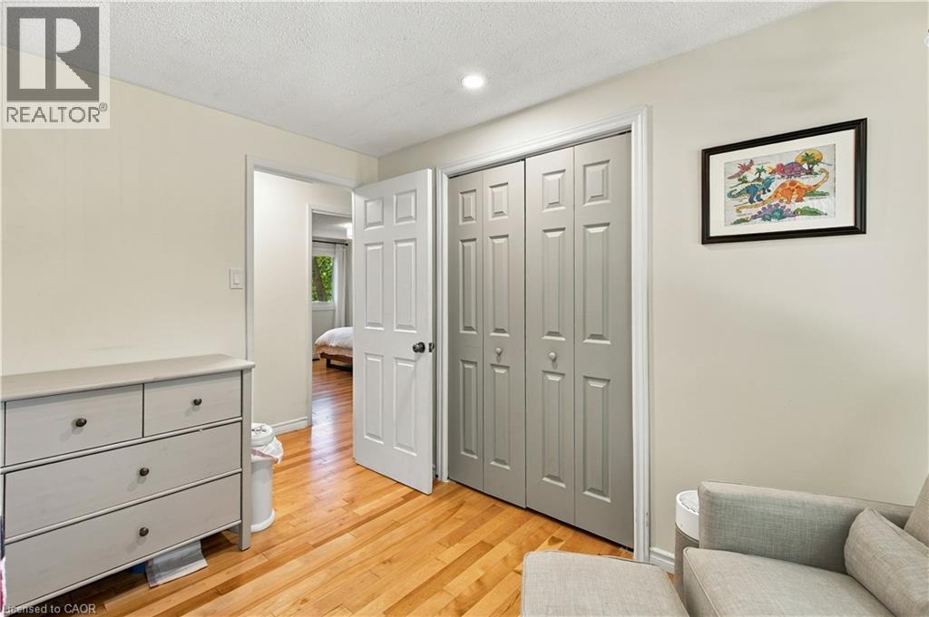 178 Laurentian Drive Property Photo 17