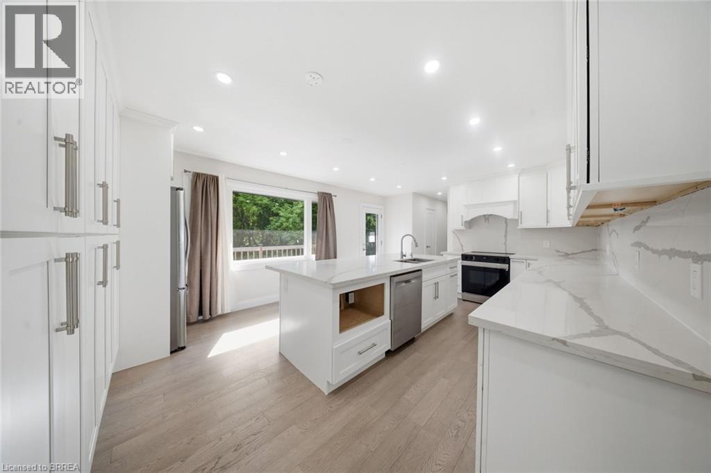360 Bishopsgate Road Property Photo 9