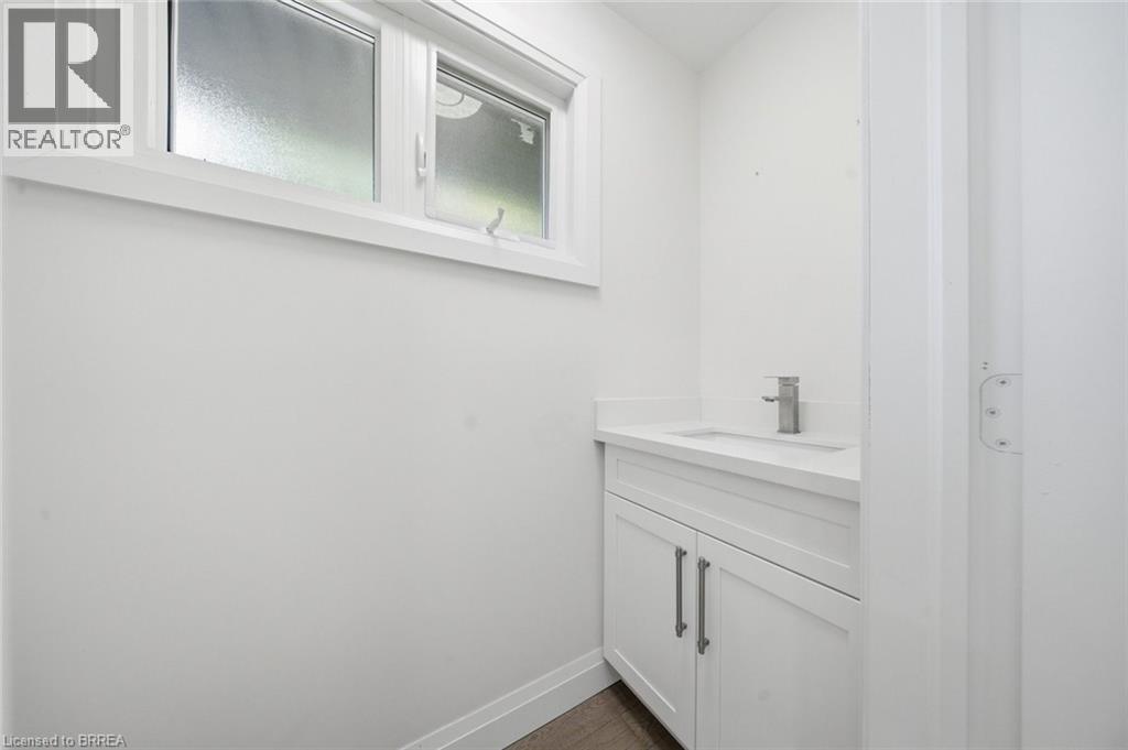 360 Bishopsgate Road Property Photo 20