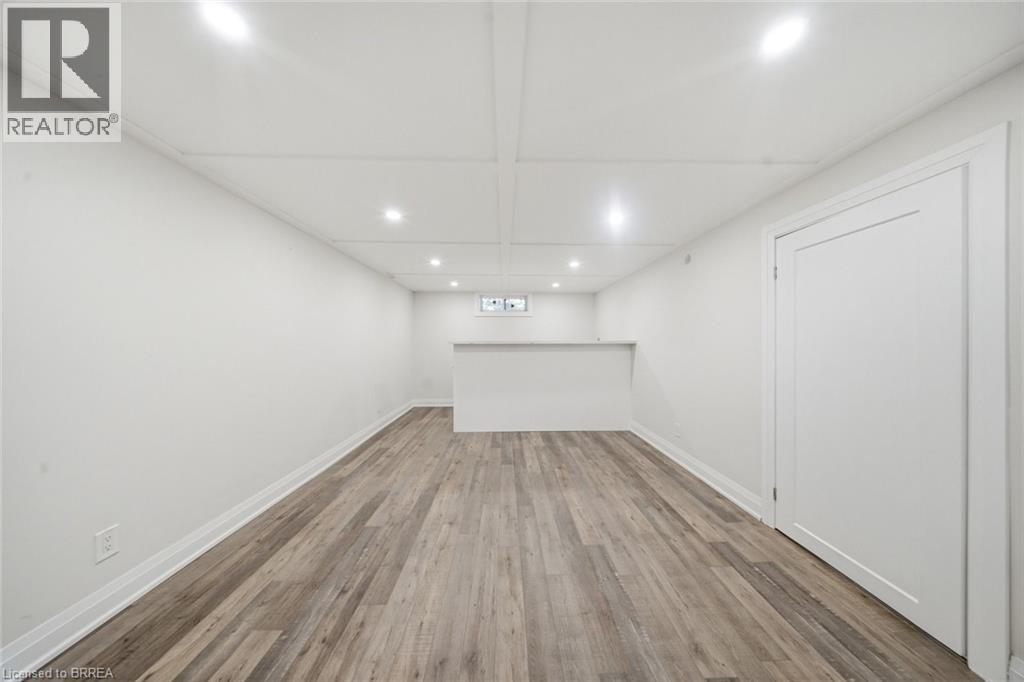 360 Bishopsgate Road Property Photo 22