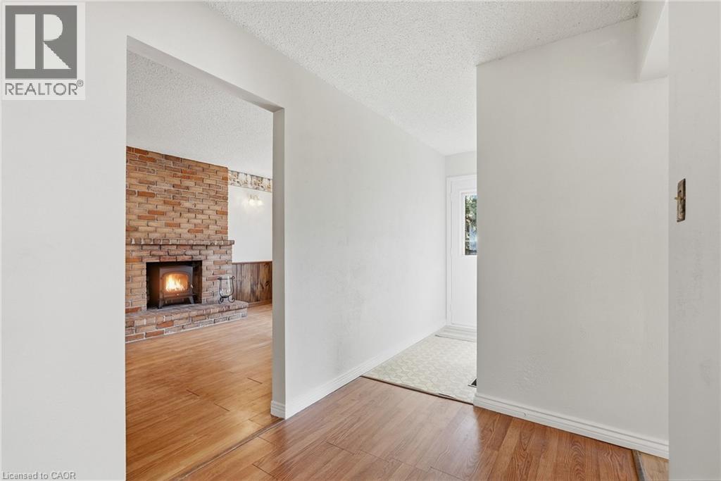 471 Knightsbridge Crescent Property Photo 25