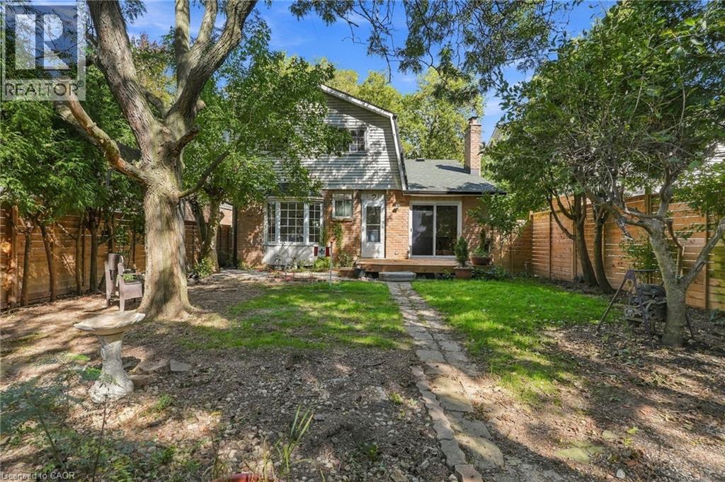 471 Knightsbridge Crescent Property Photo 47