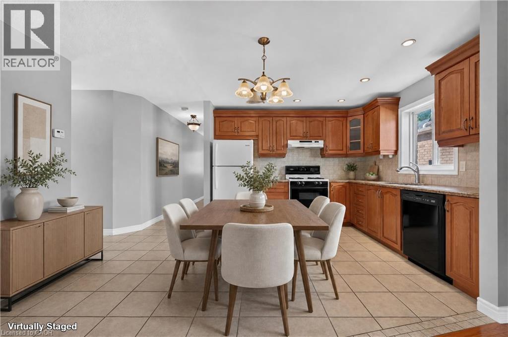 795 Tenth Avenue Property Photo 4
