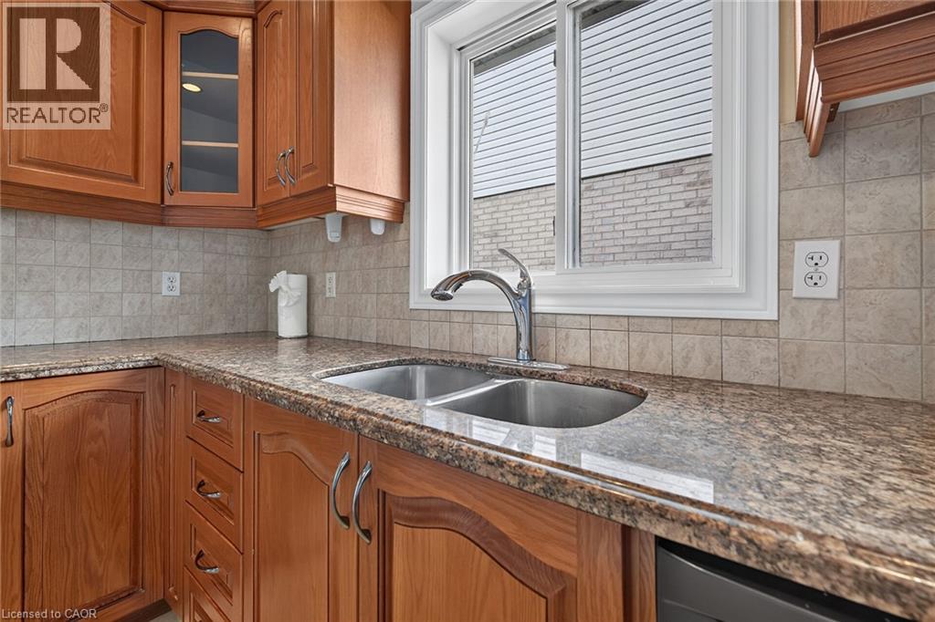 795 Tenth Avenue Property Photo 14