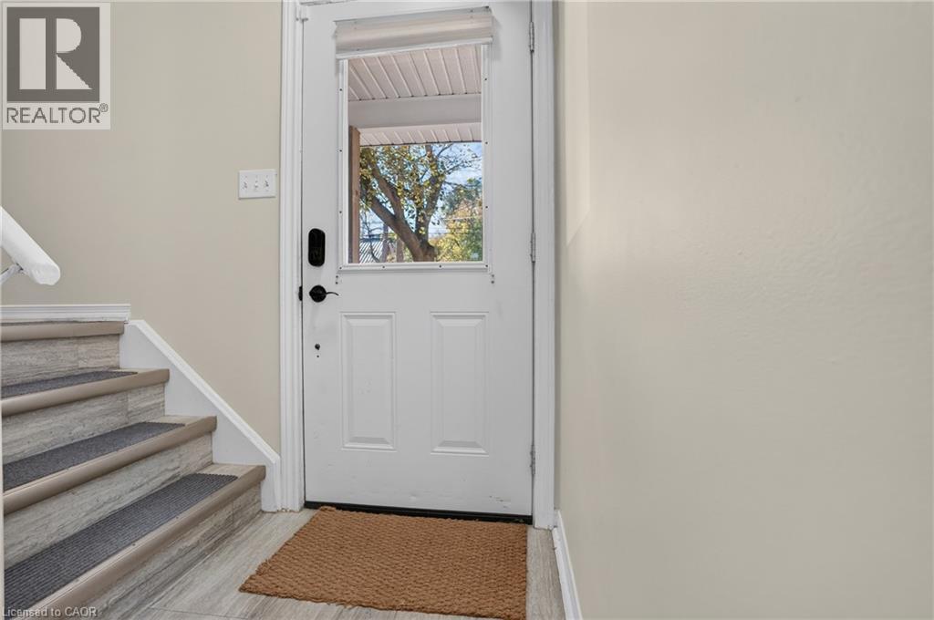26 Huron Street Property Photo 6
