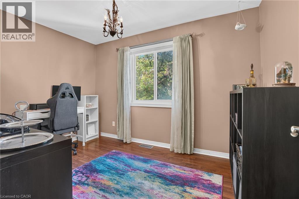 26 Huron Street Property Photo 20