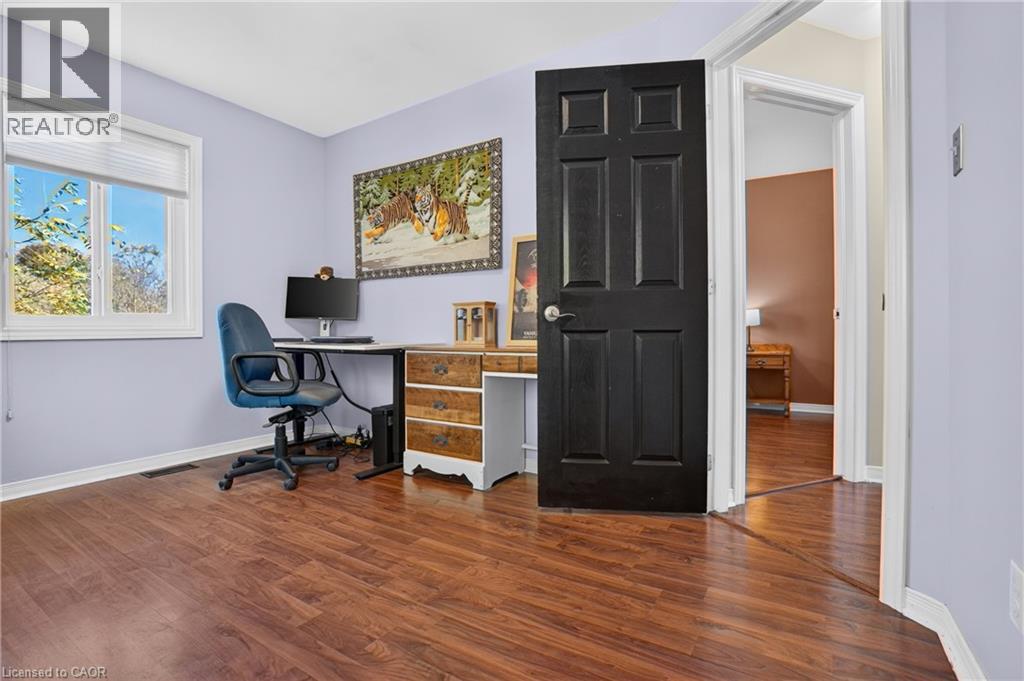 26 Huron Street Property Photo 23