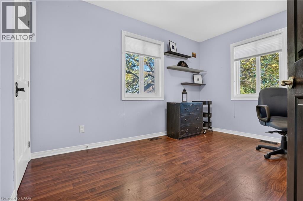 26 Huron Street Property Photo 24
