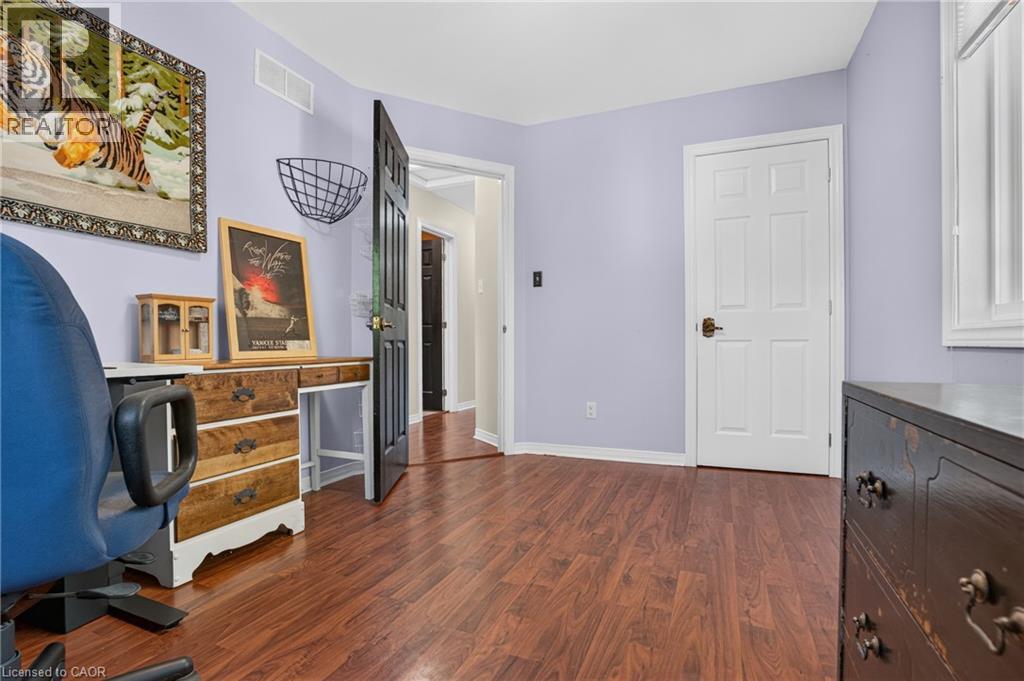 26 Huron Street Property Photo 25