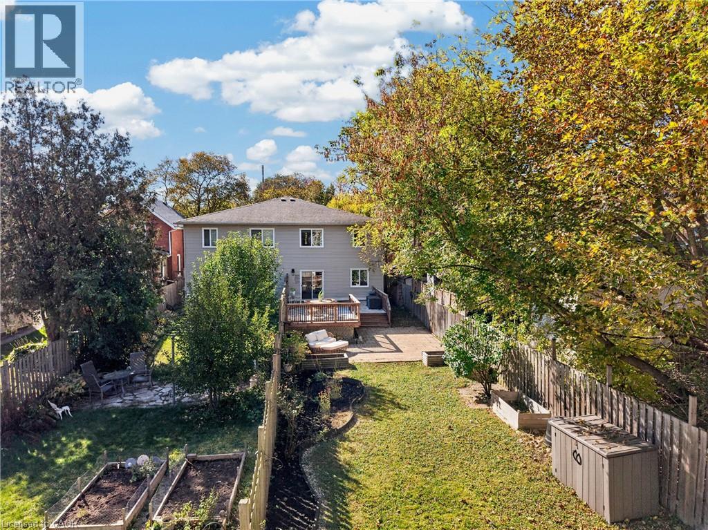 26 Huron Street Property Photo 39