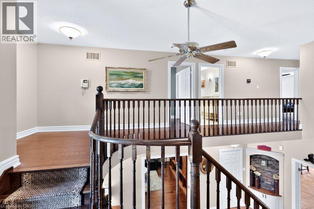 324 Oakridge Court Property Photo 24